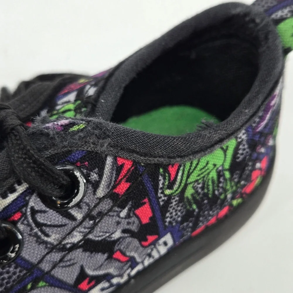 Natural Steps Trimfoot Co Comic Strip Dinosaur‎ Canvas Low Top Sneakers 8M